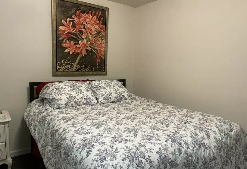 Hardy Vacation Apartments