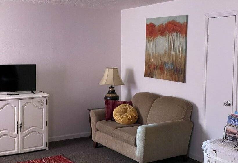 Hardy Vacation Apartments