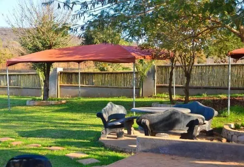 Hotelli 1 Oak Resort