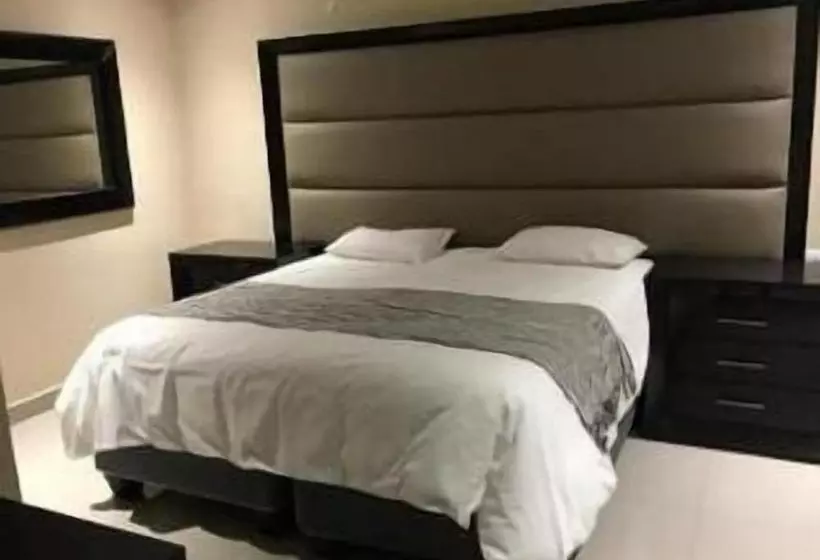 Hotelli 1 Oak Resort