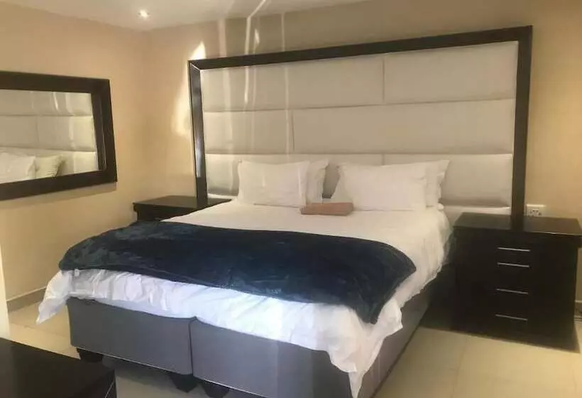 Hotelli 1 Oak Resort