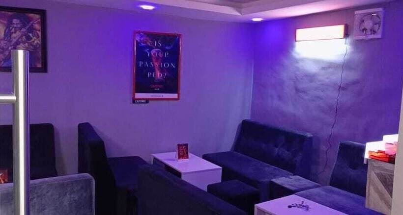 هتل Appleville Suites