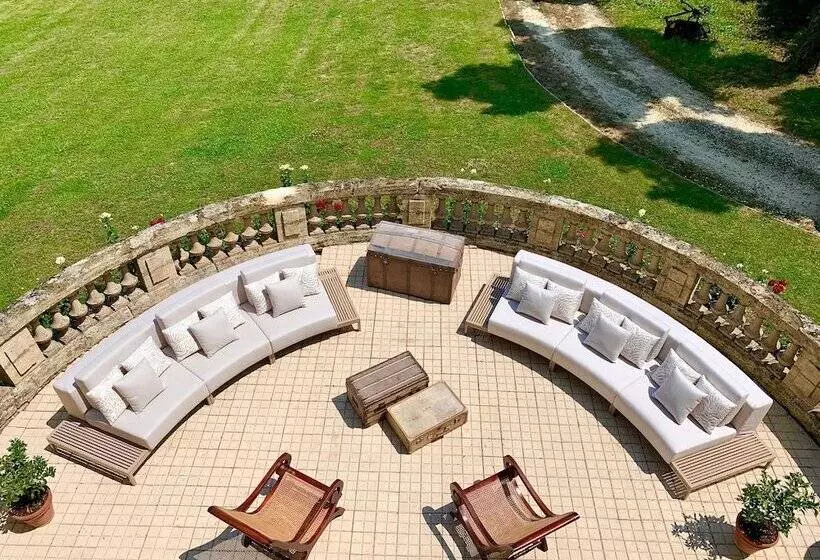 Hotelli Chateau Tanesse De Tourny