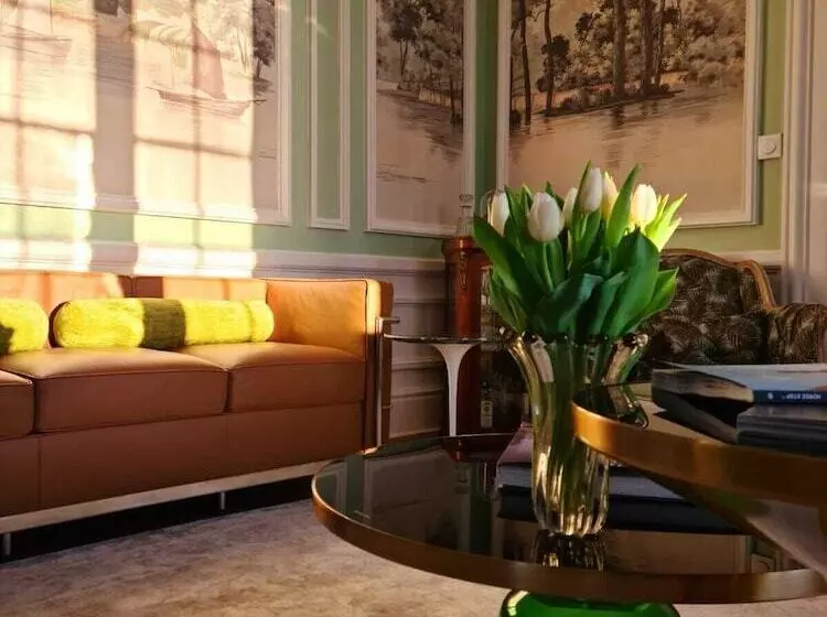 Hotelli Chateau Tanesse De Tourny