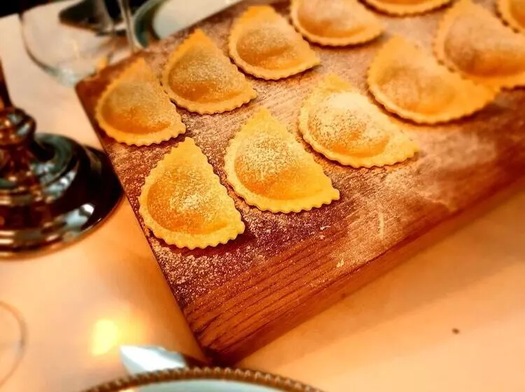 Hotelli Chateau Tanesse De Tourny