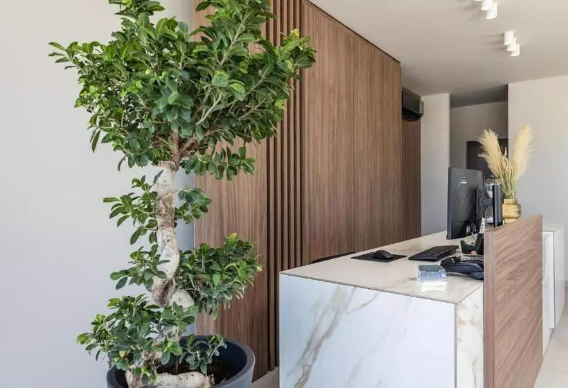 ホテル El Mar Naxos