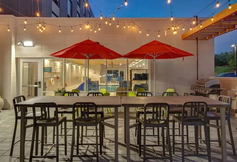 Hotelli Home2 Suites By Hilton Grand Rapids Airport