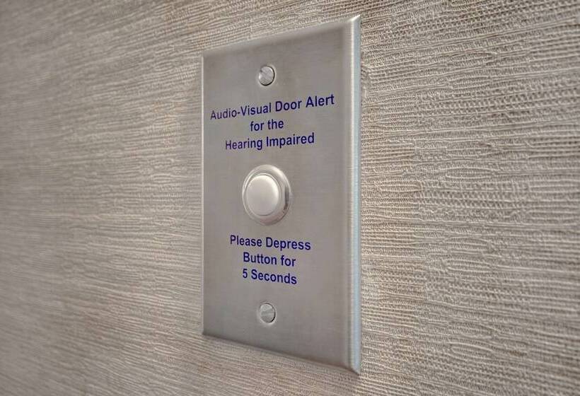 فندق Home2 Suites By Hilton Grand Rapids Airport