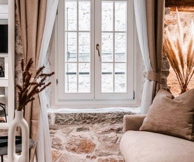 בית מלון כפרי šibenik Palace