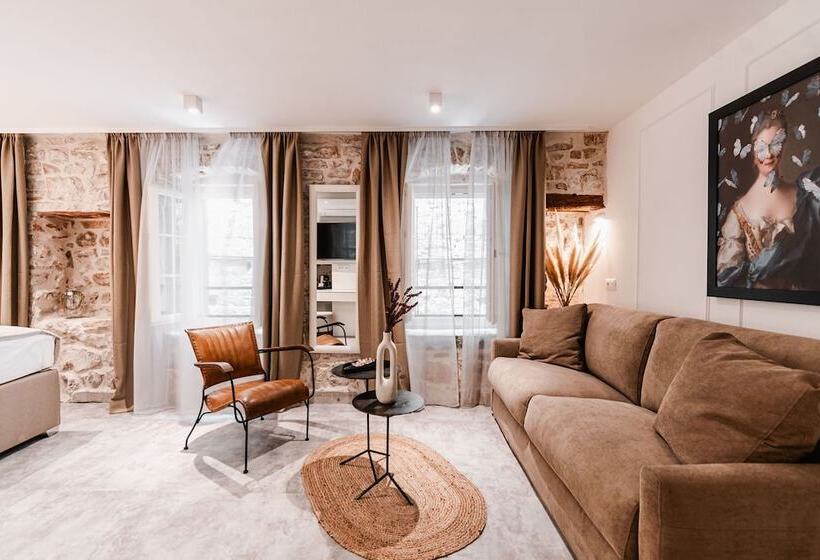 בית מלון כפרי šibenik Palace