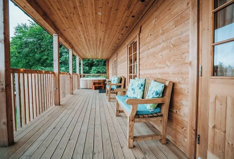 Hotelli Merklands Wood Luxury Lodges