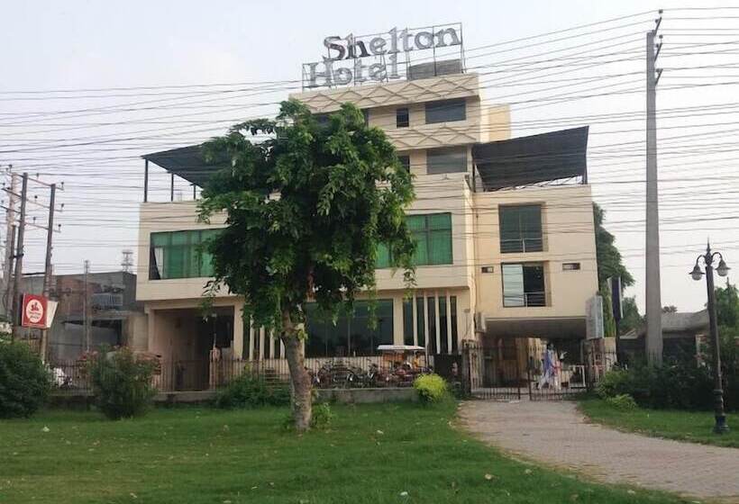 هتل Shelton