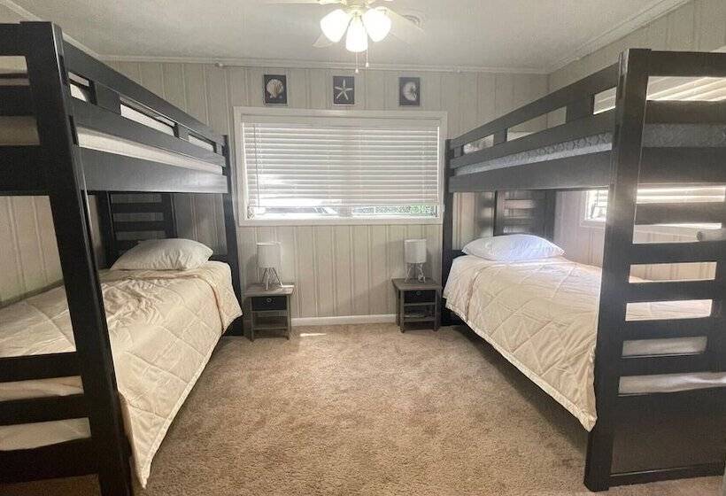 호텔 The Red Cottage Fantastic View Firepit Free Kayaks