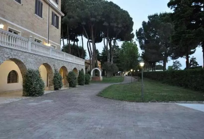 ホテル Villa Maria Park