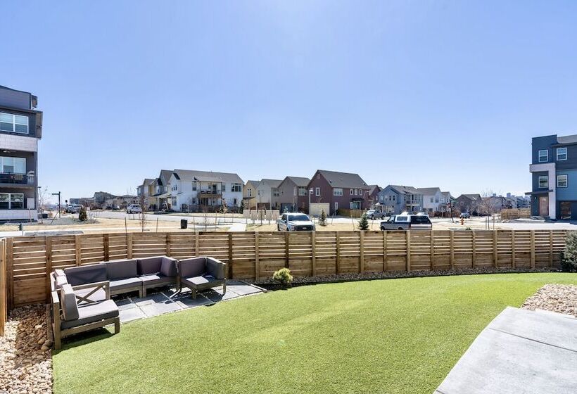 بنسيون Bear Lodge