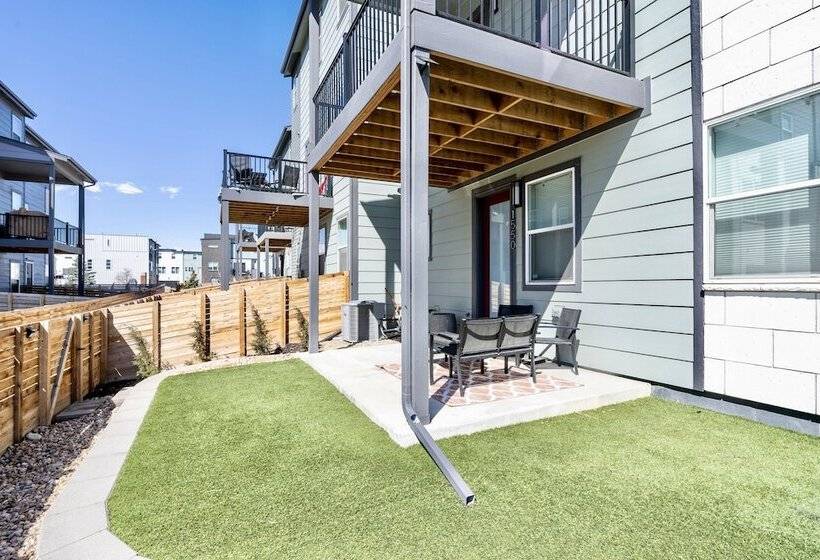 بنسيون Bear Lodge