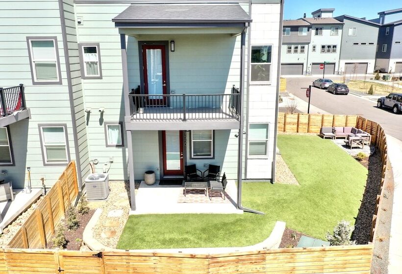 بنسيون Bear Lodge