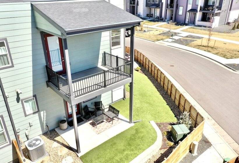 بنسيون Bear Lodge