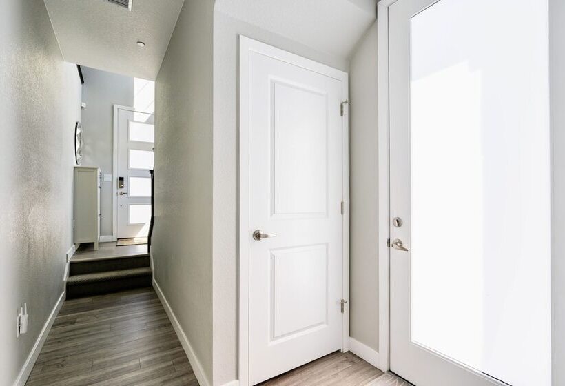 بنسيون Bear Lodge