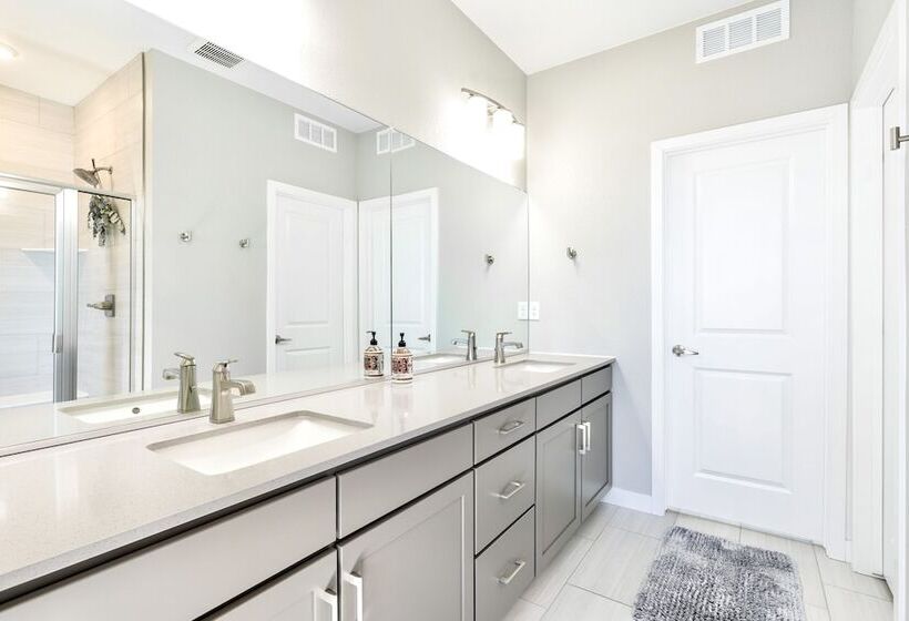 بنسيون Bear Lodge