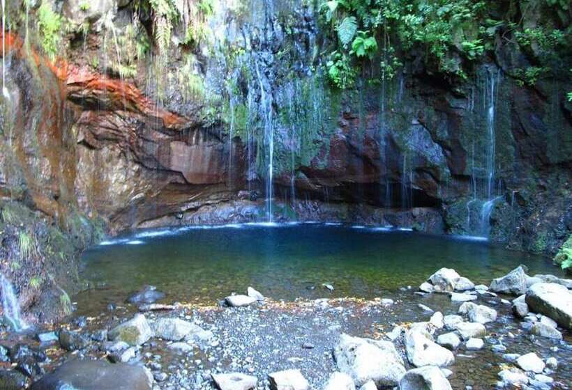 اقامتگاه Beautiful 3 Bed House In Arco Da Calheta