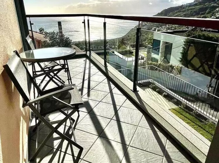 レジデンス Beautiful 3 Bed House In Arco Da Calheta