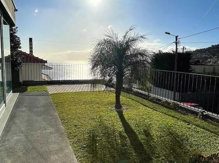 レジデンス Beautiful 3 Bed House In Arco Da Calheta