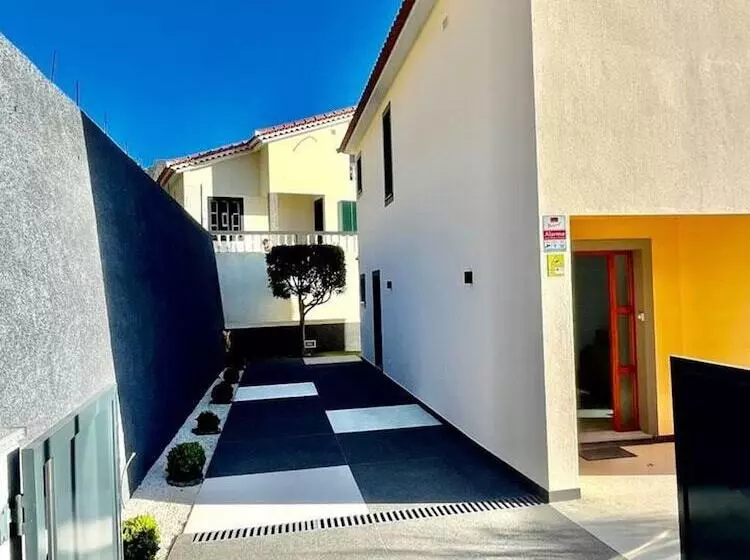 レジデンス Beautiful 3 Bed House In Arco Da Calheta