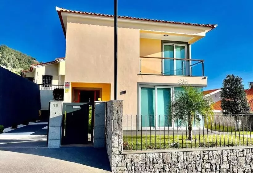 レジデンス Beautiful 3 Bed House In Arco Da Calheta