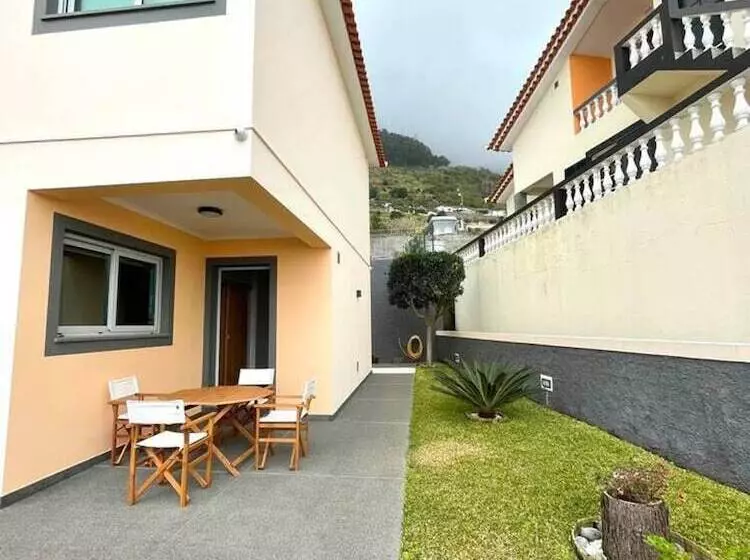 レジデンス Beautiful 3 Bed House In Arco Da Calheta