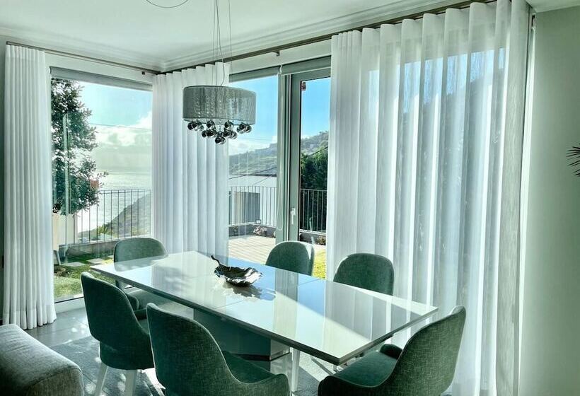 اقامتگاه Beautiful 3 Bed House In Arco Da Calheta