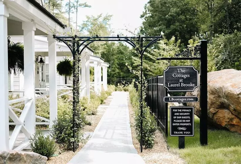 The Cottages At Laurel Brooke
