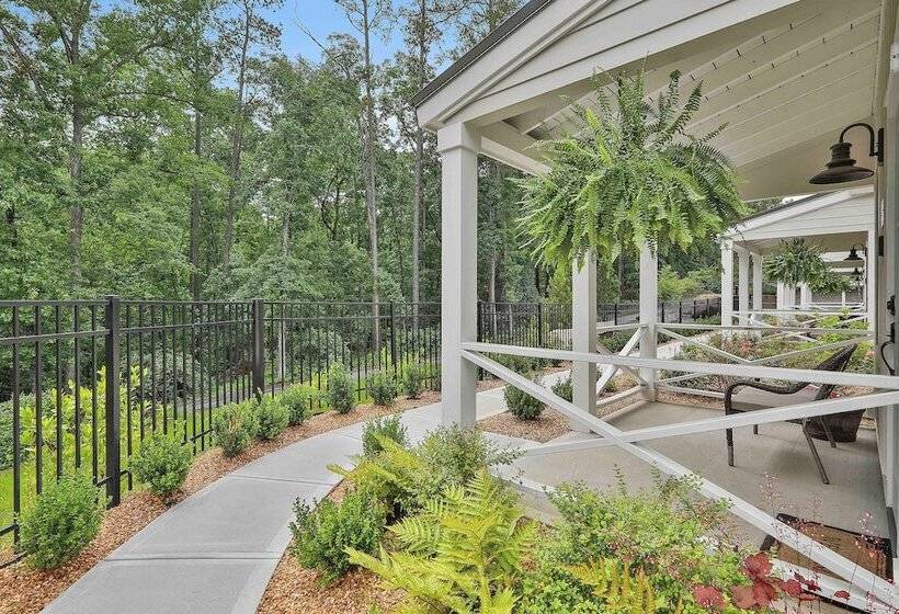 The Cottages At Laurel Brooke