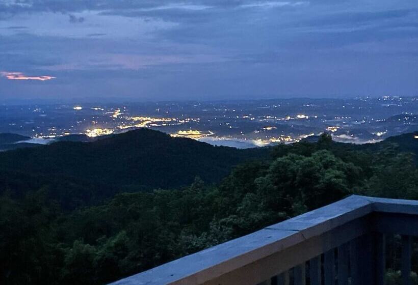 2 Master Suites _ Phenomenal Views   Alpine Summit