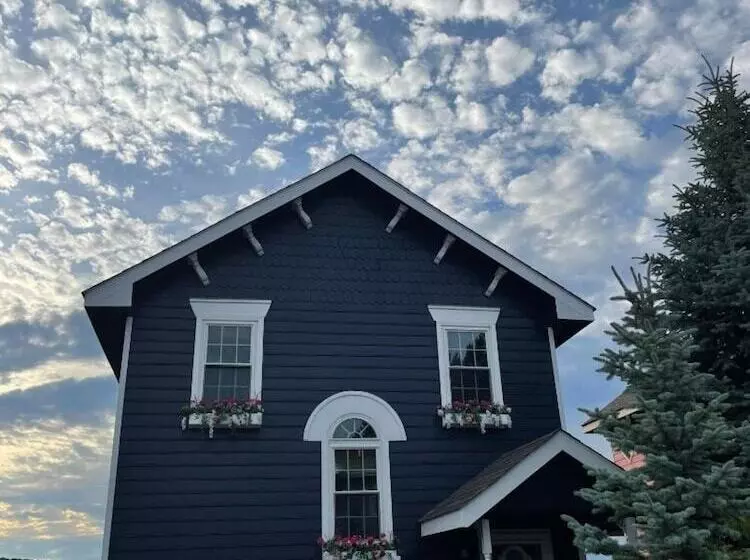 2 Master Suites _ Phenomenal Views   Alpine Summit
