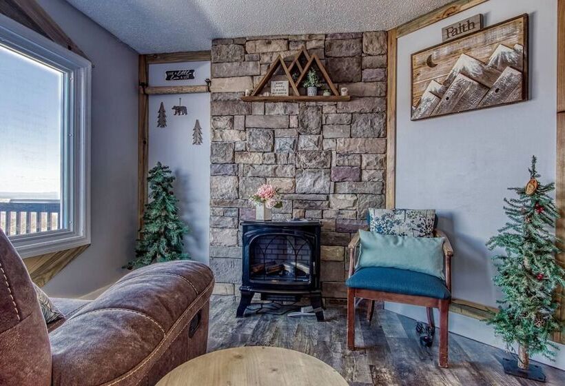 2 Master Suites _ Phenomenal Views   Alpine Summit