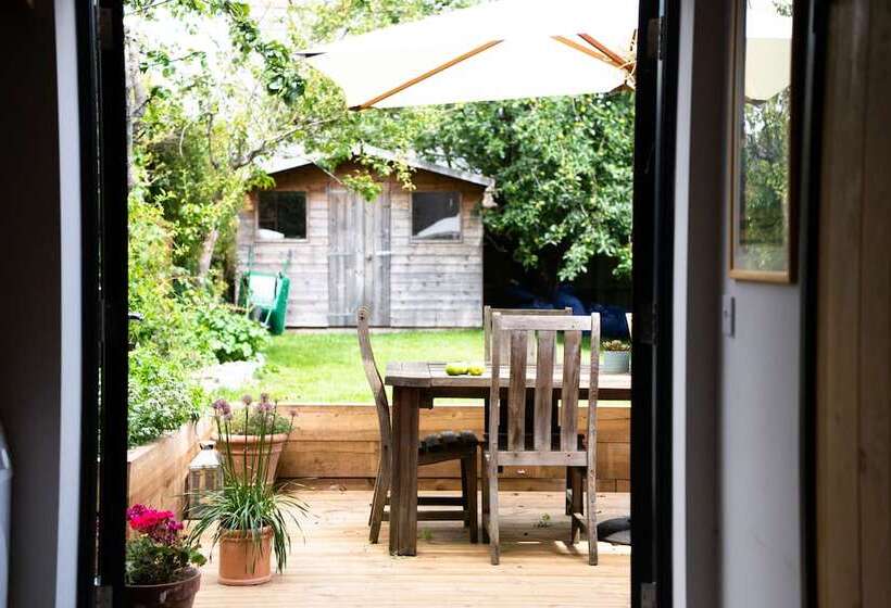 Barton Cottage Bed And Breakfast