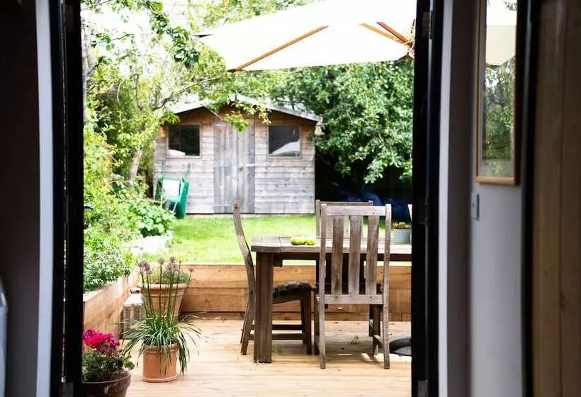 Barton Cottage Bed And Breakfast