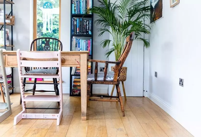 Barton Cottage Bed And Breakfast