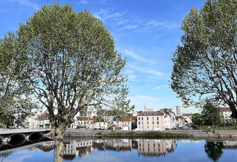 B&b Hotel Montluçon Centre