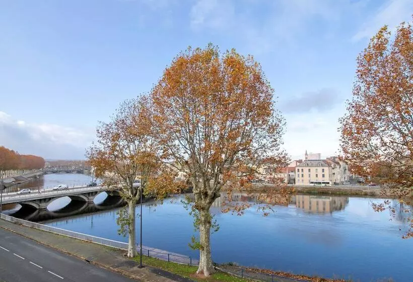 B&b Hotel Montluçon Centre