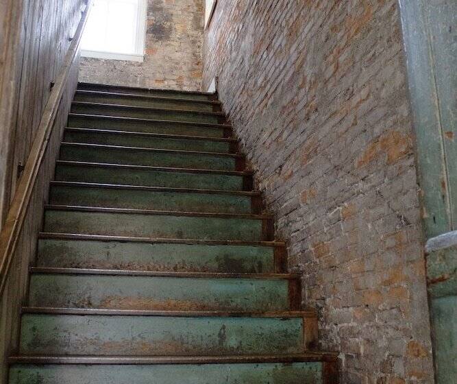 Bischoff Inn   Former 1870 Furniture Factory Now 5 Room Boutique