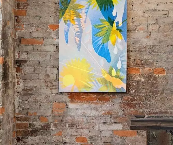 Bischoff Inn   Former 1870 Furniture Factory Now 5 Room Boutique