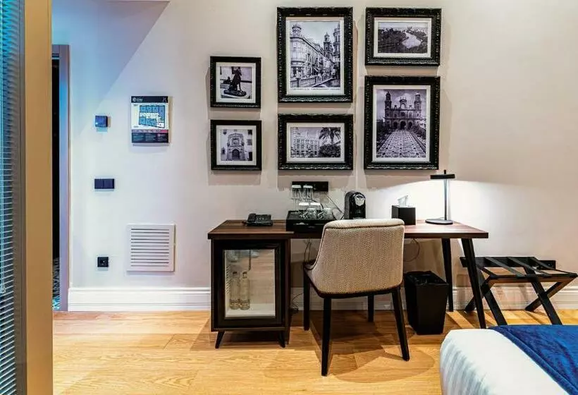 Boutique Hotel Cordial Plaza Mayor de Santa Ana