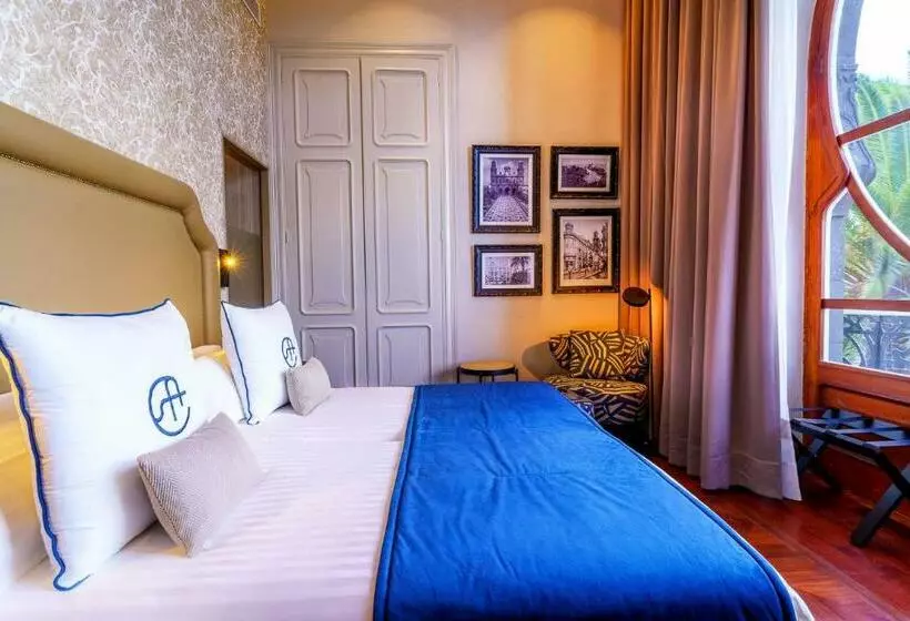 Boutique Hotel Cordial Plaza Mayor de Santa Ana