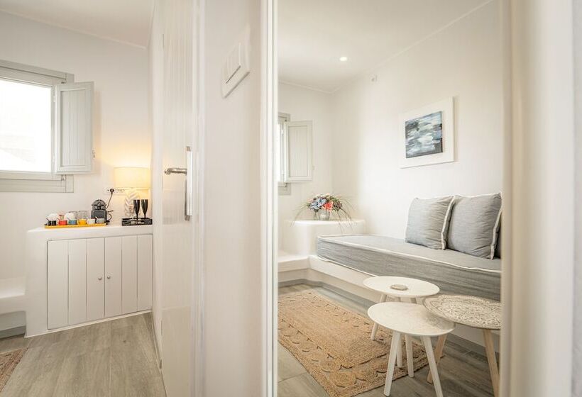 Hotel Amoramelia Suites