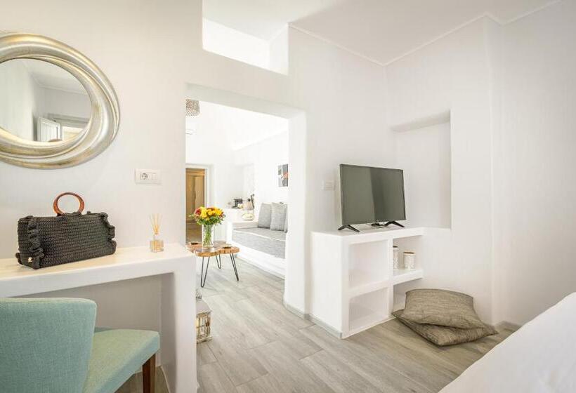 Hotel Amoramelia Suites