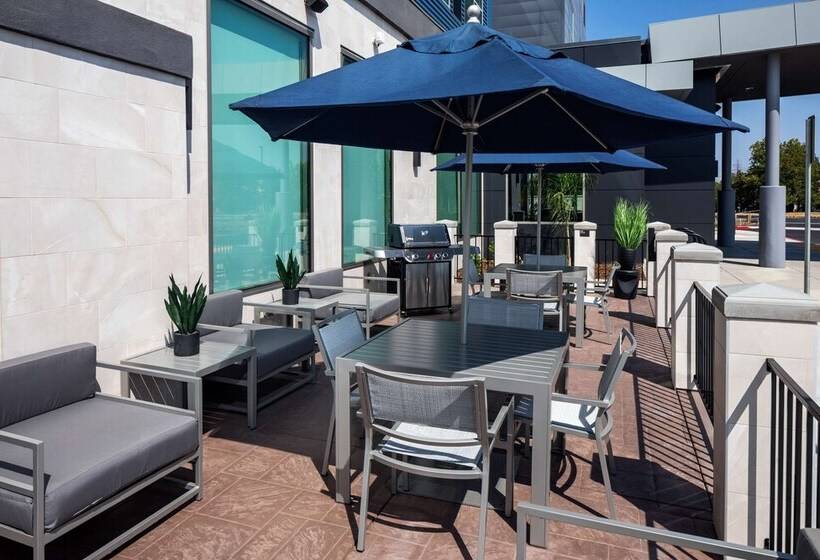 Отель Hyatt House Vacaville