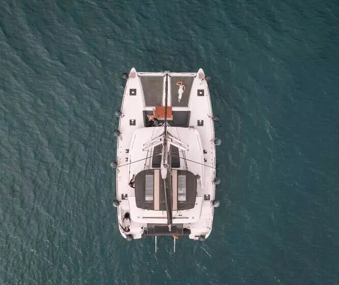 Hotelli Nelya Suites