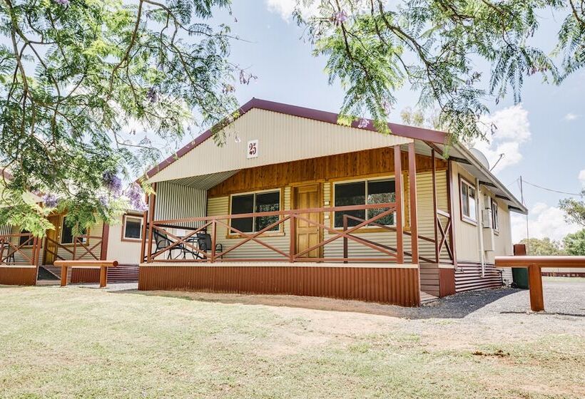 ホテル Nyngan Riverside Tourist Park